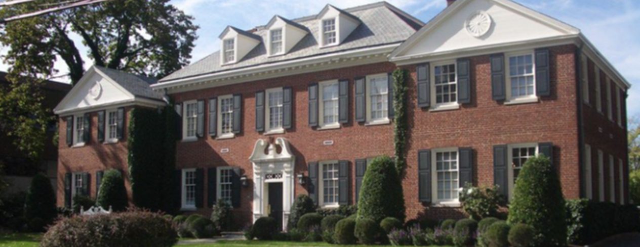 88 Field Point Road